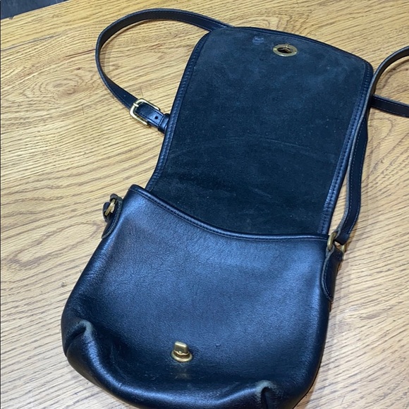 Coach classic cross body bag - Picture 3 of 6